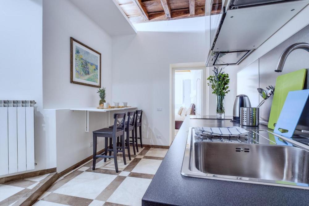 Iflat Trevi'S Stylish Paradise Rome Bagian luar foto